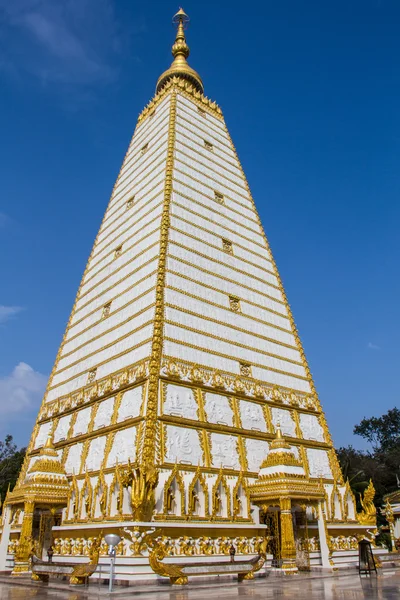Wat Phrathat Nong Bua în provincia Ubon Ratchathani — Fotografie, imagine de stoc