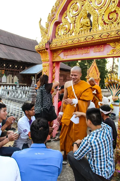 Nieuw boeddhistische wijding ceremonie — Stockfoto