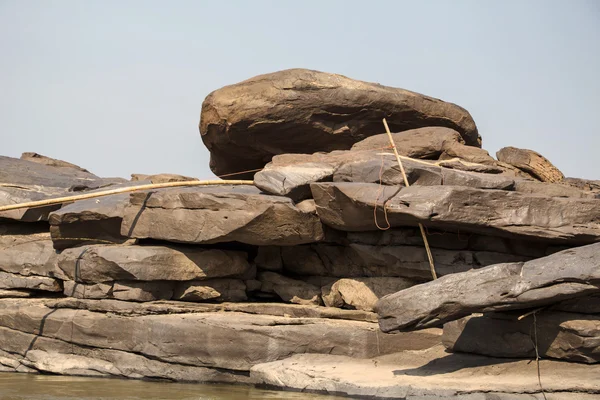 Stein am sam-pan-bok Grand Canyon, atemberaubender Felsen im Mekong — Stockfoto