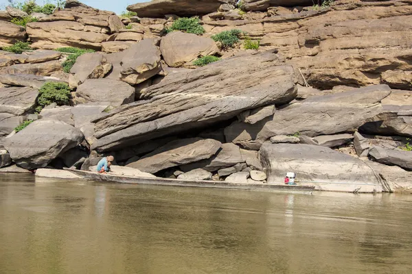 Kámen na sam-pan-bok grand Canyonu, úžasné skály do řeky mekong — Stock fotografie