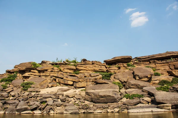 Stein am sam-pan-bok Grand Canyon, atemberaubender Felsen im Mekong — Stockfoto