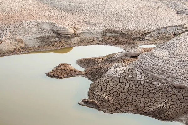 Cracked earth — Stock Photo, Image