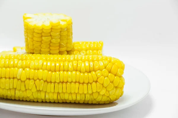 Boiled Corn Cobs Isolated White Background — Stock Photo, Image