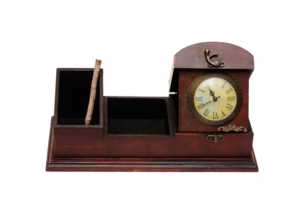 Vieille boîte en bois et horloge — Photo