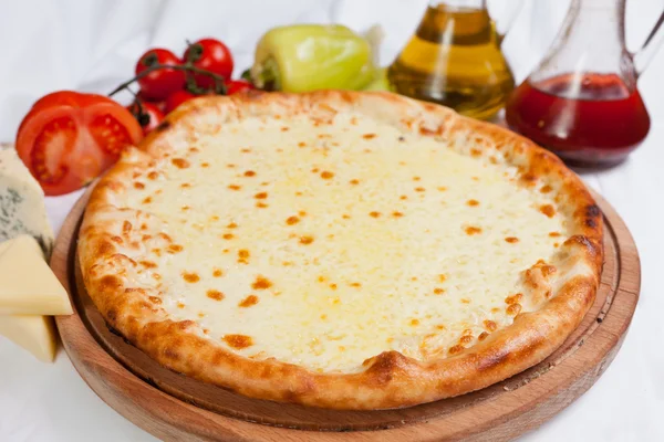 Pizza mozzarella focaccia — Stock Photo, Image