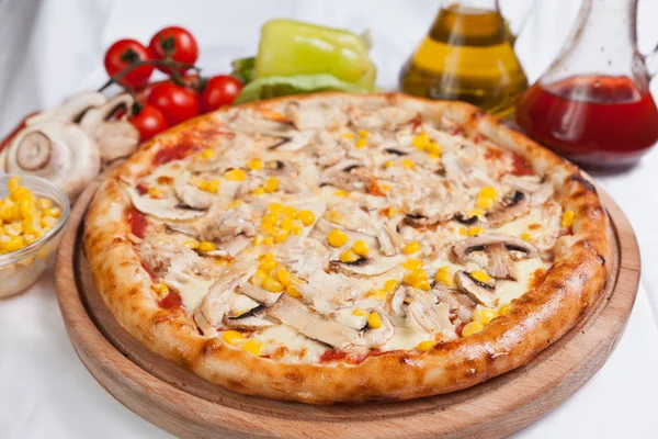 Frango de pizza — Fotografia de Stock