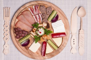 kahvaltı et ve peynir ile