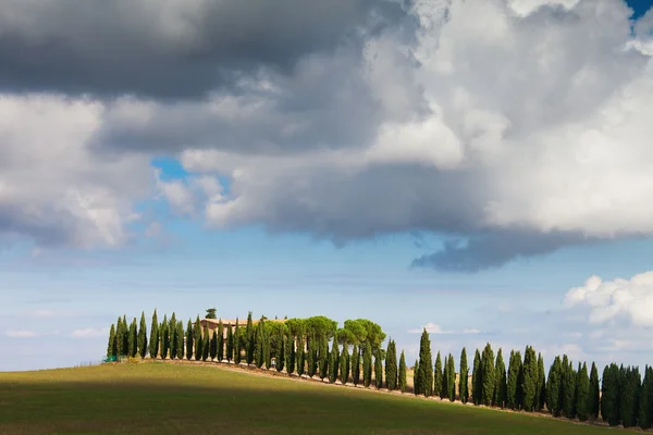 Paesaggio nella campagna toscana, Italia — Foto Stock