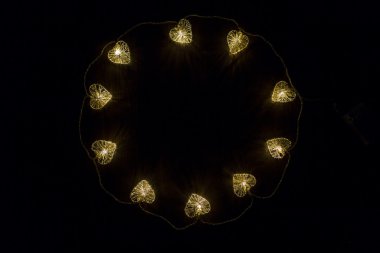 küçük Aydın Kalpler, yılbaşı ya da Sevgililer büyük daire