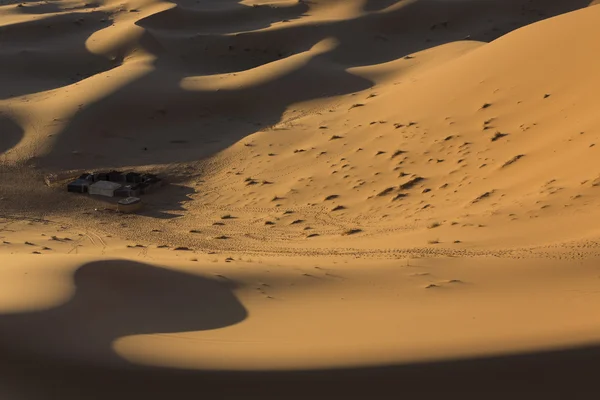 Kamp Berber di gurun Sahara, Maroko — Stok Foto