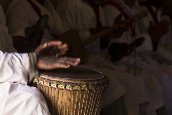 Close up of an African djembe drummer — Stock Photo, Image