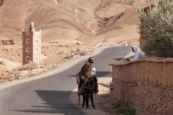 Documentary: Portrait of male muslim (of the nomadic people), Mo — Stock Photo, Image