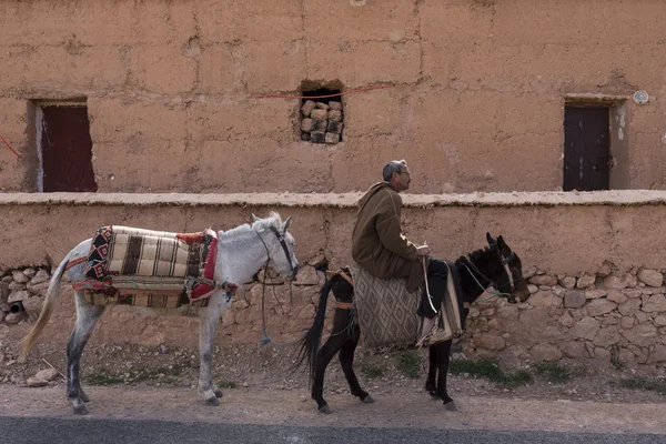 Wüste Sahara, Marokko - 3. März: Unbekannte, Portrait — Stockfoto