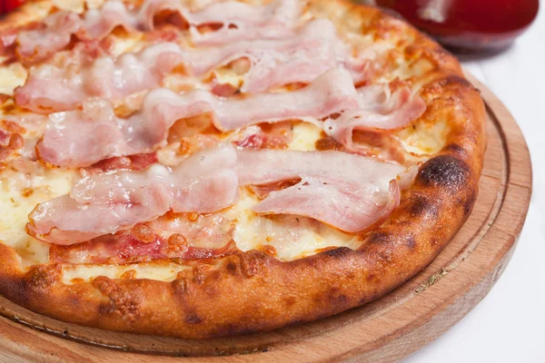 Pizza pancetta — Foto Stock