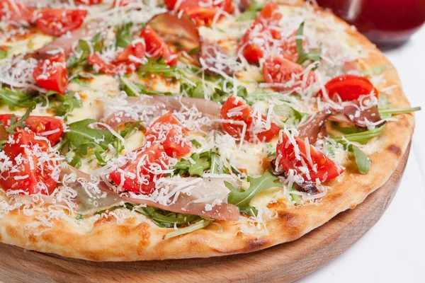 Pizza Napoli — Fotografia de Stock