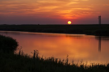 surise ile göl manzara
