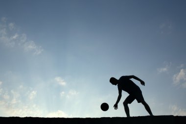 Basketbol oynamak adam silüeti