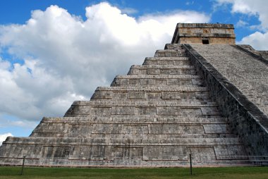 chichen itza piramidi