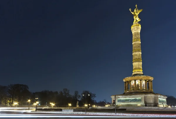 Berlim Siegessaule à noite — Fotografia de Stock