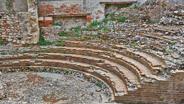 Ancient Amphitheater — Stock Photo, Image