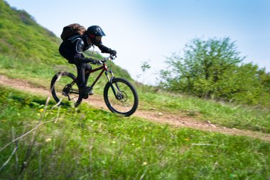 Extreme yokuş aşağı Bisiklete binme