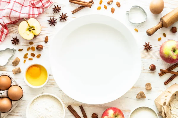 Autumn Baking ingredients at white wooden table. — Stock Photo, Image