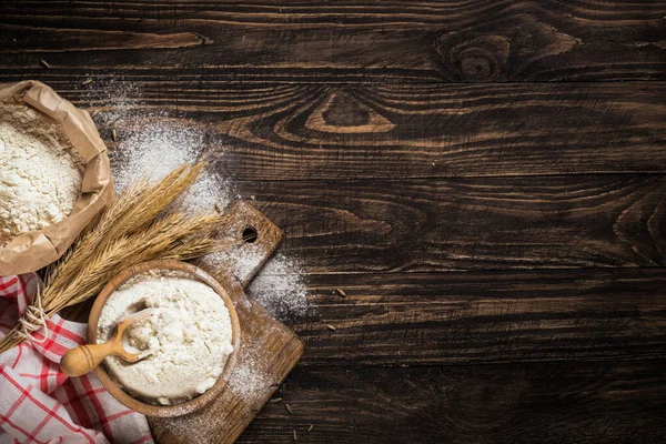 Wheat Flour Bowl Wooden Rustic Background Spikelets Top View Image — Stock Photo, Image