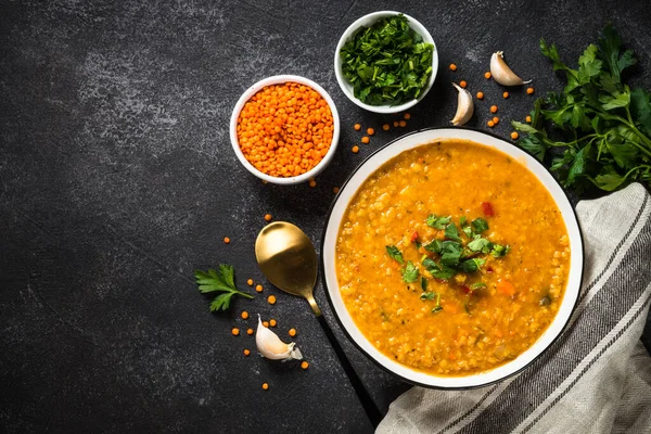 Linzensoep Zwarte Stenen Tafel Traditionele Turkse Arabische Groentesoep Vegetarische Schotel — Stockfoto