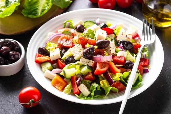 Greek Salad Vegetable Salad Tomato Cucumber Feta Cheese Olive Oil — Fotografia de Stock