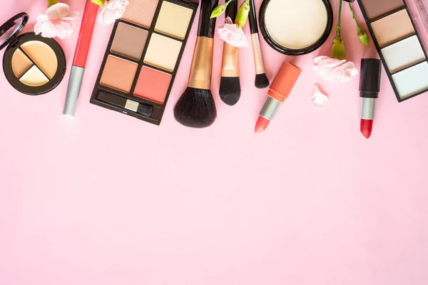 Makeup Professional Cosmetics Pink Background Flowers Flat Lay Copy Space — 图库照片