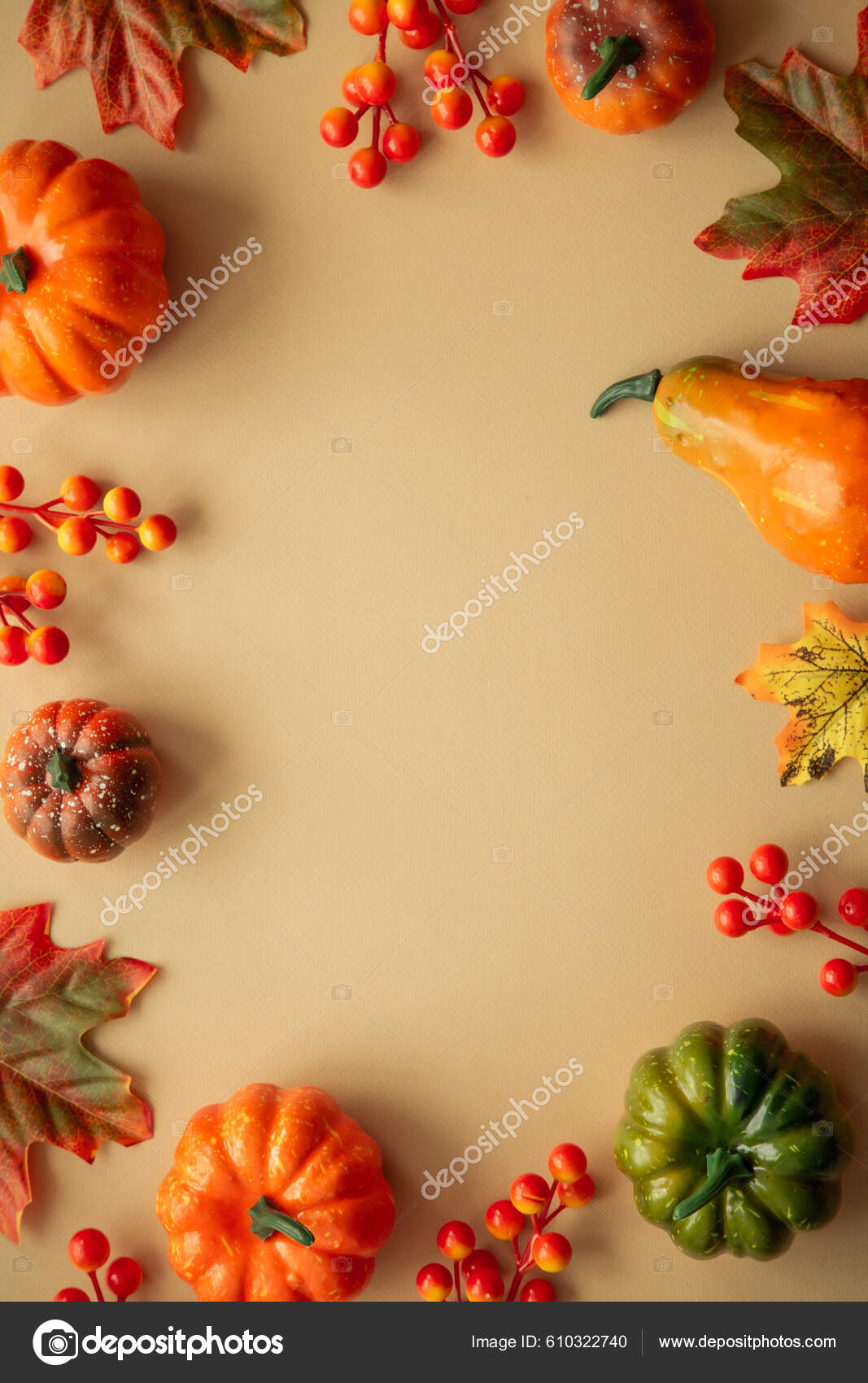 Automne Fond Plat Laïc Image Verticale Citrouilles Feuilles D'automne  Décorations — Photo de stock par ©Nadianb - 610322740, image size:1067x1700