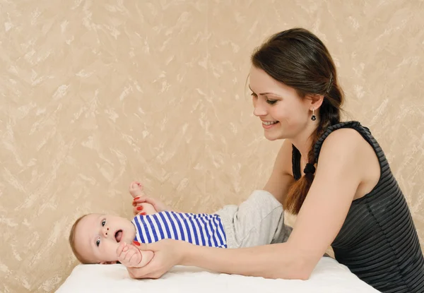 Bebek ile oyna — Stok fotoğraf
