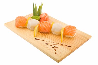 Baharatlı doldurma ile rulo