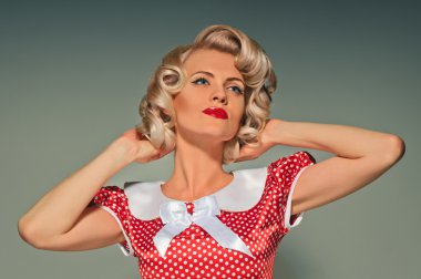 Güzel bir kızın portresi