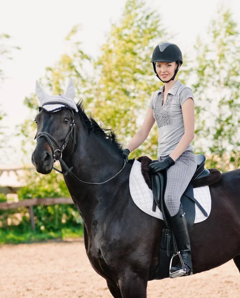 Montar a caballo — Foto de Stock