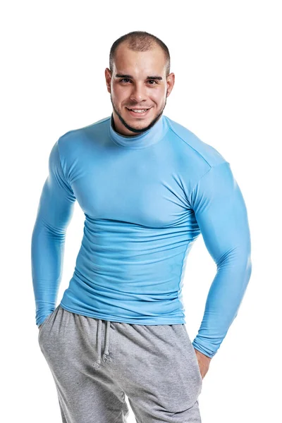 Ritratto Bel Bodybuilder Muscoloso Sorridente Posa Sfondo Bianco — Foto Stock