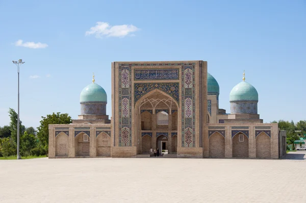 Barakhan madrasah em Tashkent, Uzbequistão — Fotografia de Stock