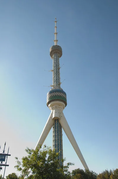 Tele tower en Tashkent, Uzbekistán — Foto de Stock