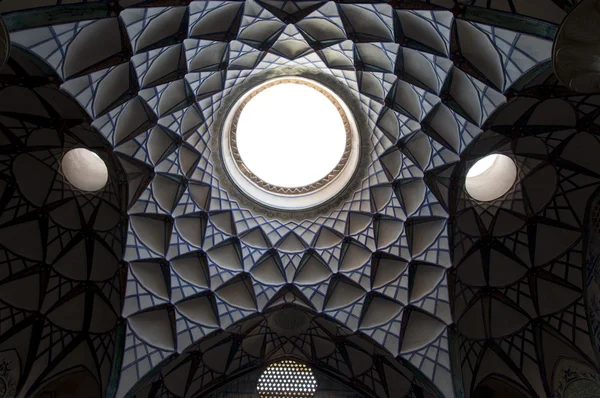 Soffitto della casa Borujerdis in Kashan, Iran — Foto Stock