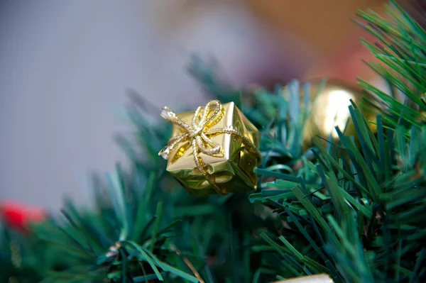 Geschmückter Weihnachtsbaum. — Stockfoto