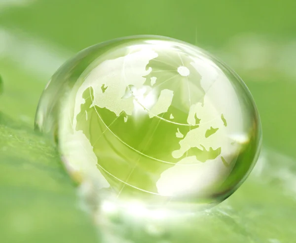 Earth in waterdrop — Stock Photo, Image