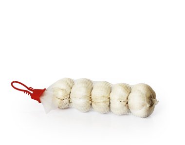 Sarımsak beyaza izole edilmiş