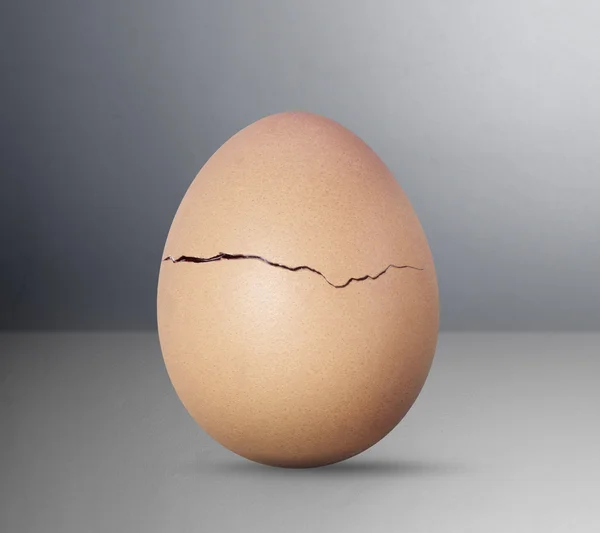 Broken egg — Stock Photo, Image