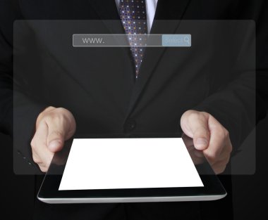 ellerinde dokunmatik tablet