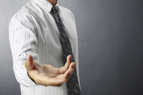 Helfende Hand im Geschäft — Stockfoto