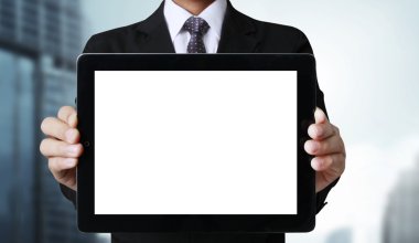 ellerinde dokunmatik tablet