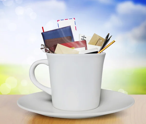Книги і чашка кави — стокове фото