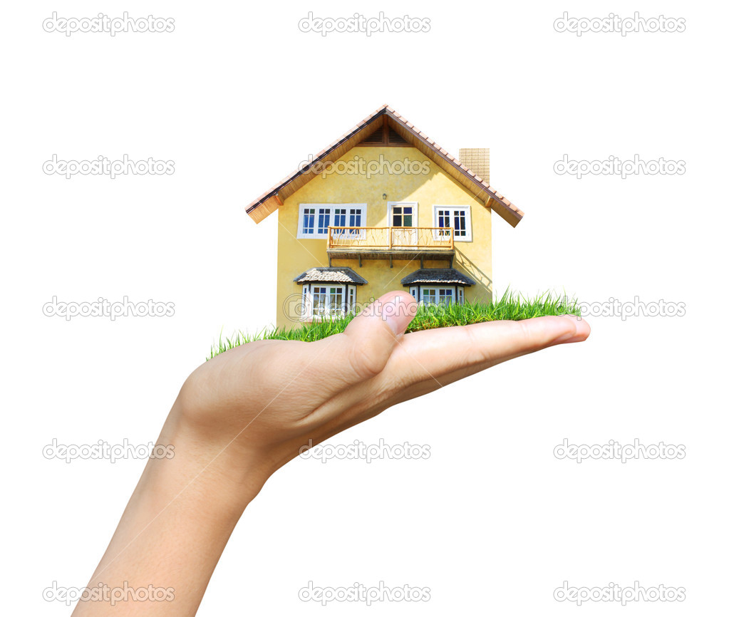 House model  concept in hand 