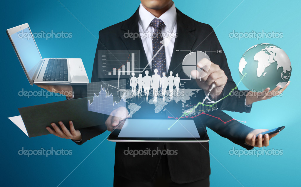 La Technologie Entre Les Mains Des Hommes D Affaires Image Libre De Droit Par Violetkaipa C