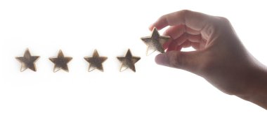 İnsan eliyle yükselen beş yıldızda artış, değerlendirme sınıflandırma konseptini artırma